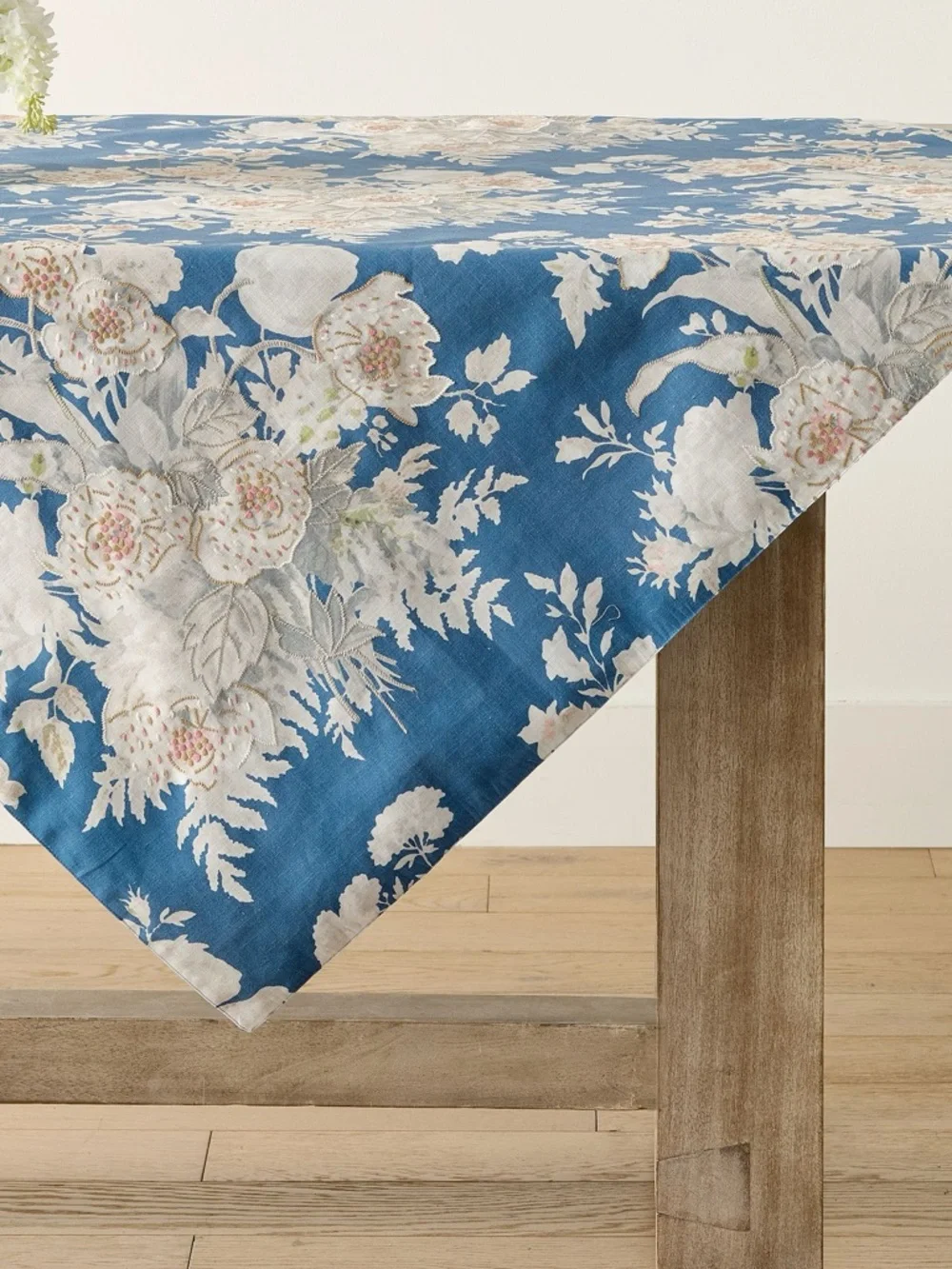 Pottery Barn Bethany Embroidered Organic Cotton Table Throw Cloth 50